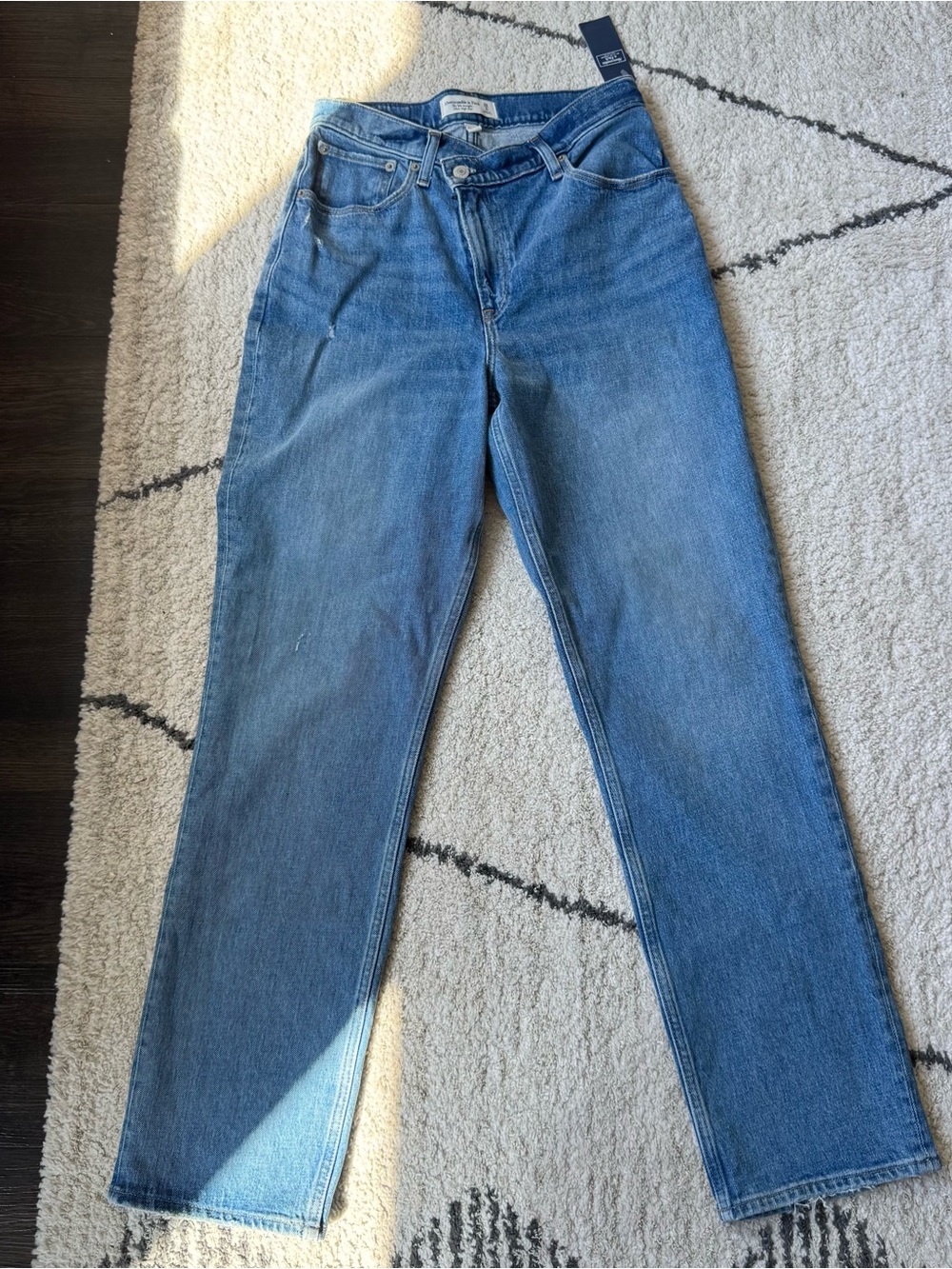 Abercrombie & Fitch 90’s Straight Ultra High Rise Jeans - Curve Love